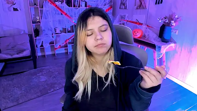 DiaAngell online show from 11-02-25, 10:59