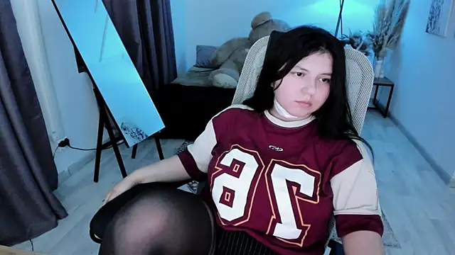 DiaAngell online show from 07-28-26, 08:52