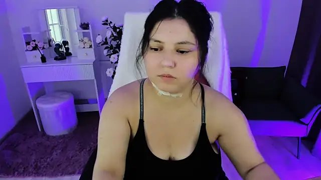 DiaAngell online show from 07-25-26, 10:27