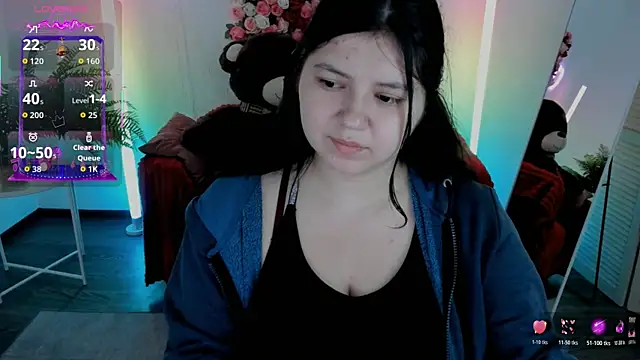 Snapshot of DiaAngell chatting on 06-13-26, 01:36 DiaAngell online show from 06-13-26, 01:36