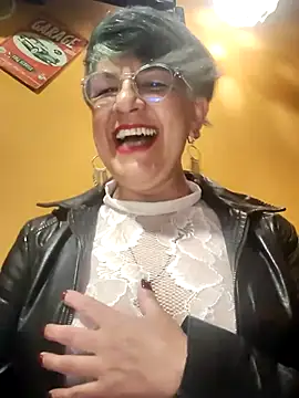 ilonna2025 online show from 07-24-26, 10:06