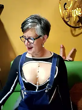 ilonna2025 online show from 01-16-26, 09:52