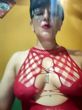 ilonna2025 online show from 07-18-26, 10:51