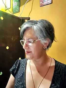 ilonna2025 online show from 06-19-26, 11:20