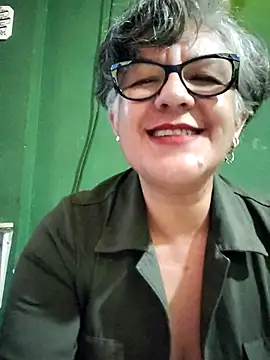 ilonna2025 online show from 09-28-25, 11:17