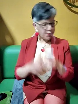 ilonna2025 online show from 03-20-26, 10:33