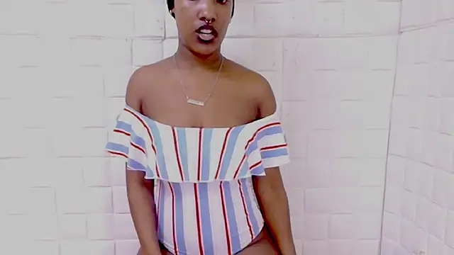 EroticSexyPrada online show from 04-22-26, 06:04