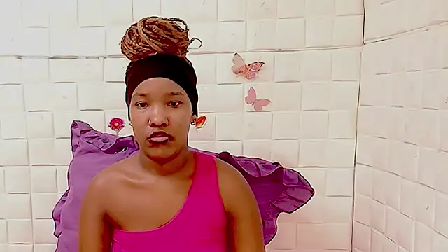 EroticSexyPrada online show from 03-04-26, 04:42