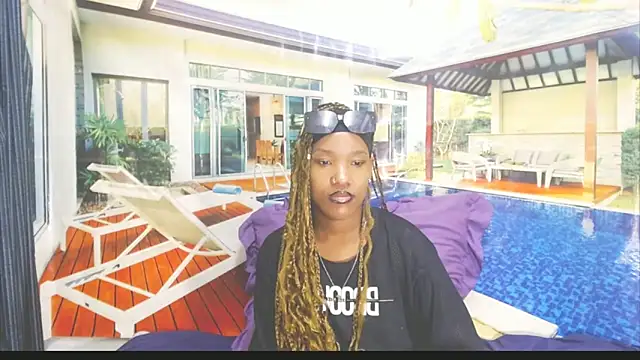 EroticSexyPrada online show from 02-26-26, 06:24