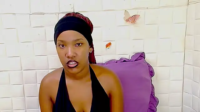 EroticSexyPrada online show from 03-25-26, 05:56