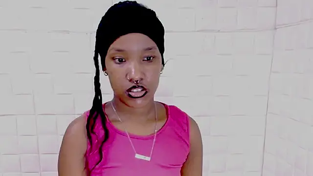 EroticSexyPrada online show from 04-20-26, 05:58