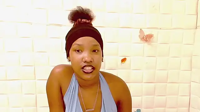 EroticSexyPrada online show from 04-03-26, 06:14