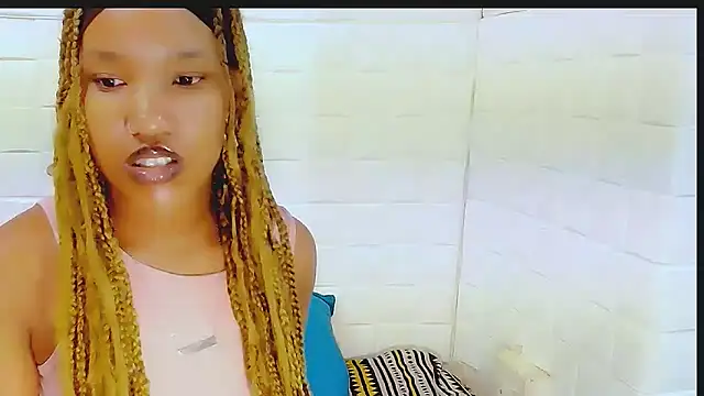 EroticSexyPrada online show from 03-17-25, 07:35