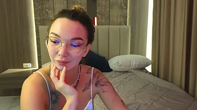 SusannJohnson online show from 02-05-26, 12:39