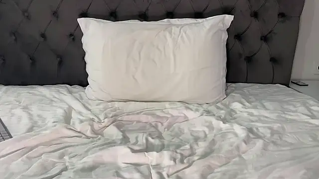 max shy online show from 02-27-26, 08:30