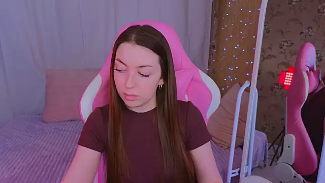 Ann moon   online show from 03-13-25, 05:39