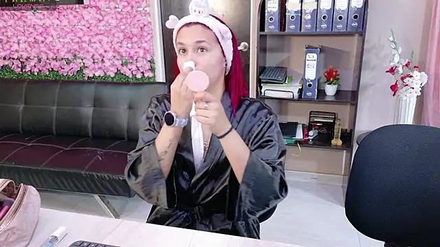 Sophie new25 online show from 03-17-26, 12:41