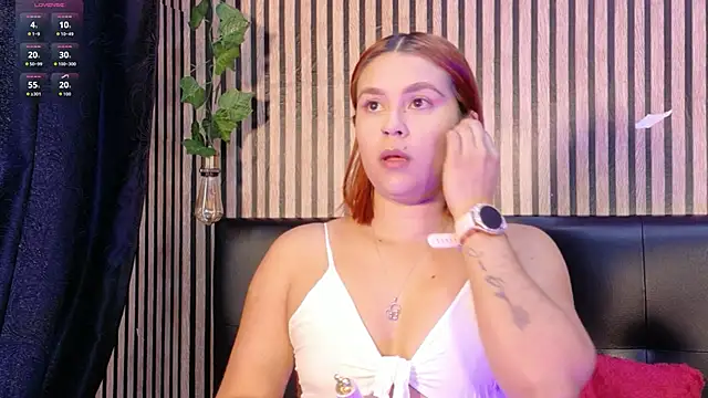 Sophie new25 online show from 10-29-25, 12:48