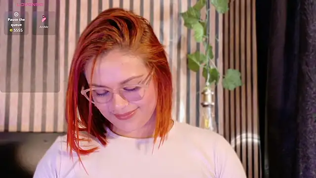 Sophie new25 online show from 10-04-25, 01:45