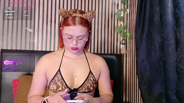 Sophie new25 online show from 09-23-25, 12:23