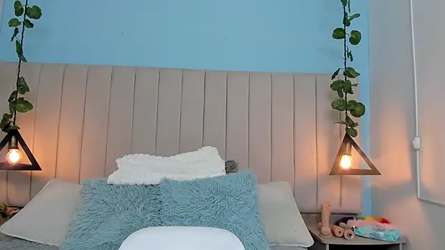 Snapshot of Paulina_Lopezz chatting on 03-11-25, 11:15 Paulina Lopezz online show from 03-11-25, 11:15