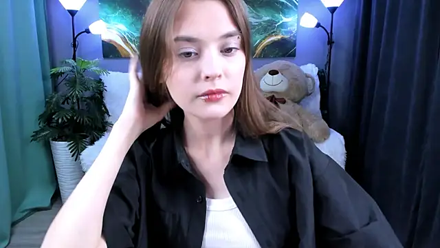 Snapshot of RayWillliams chatting on 09-09-25, 06:17 RayWillliams online show from 09-09-25, 06:17