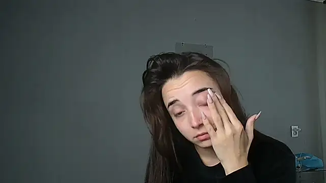 Eva Gloryy online show from 10-05-25, 11:34