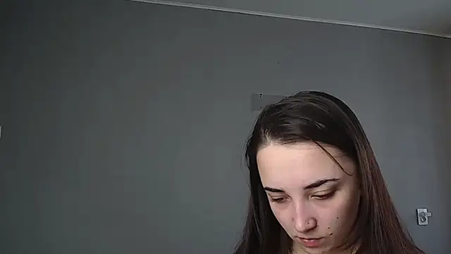 Eva Gloryy online show from 03-15-26, 09:38