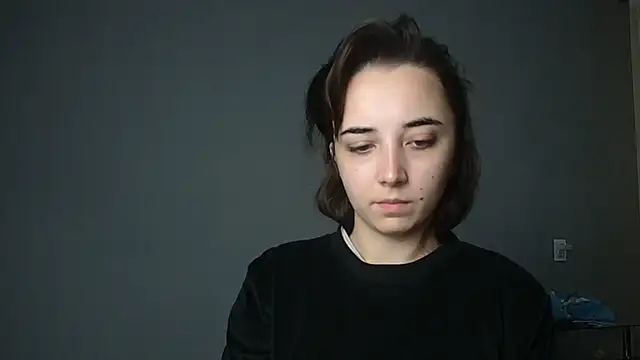 Eva Gloryy online show from 10-25-25, 10:47