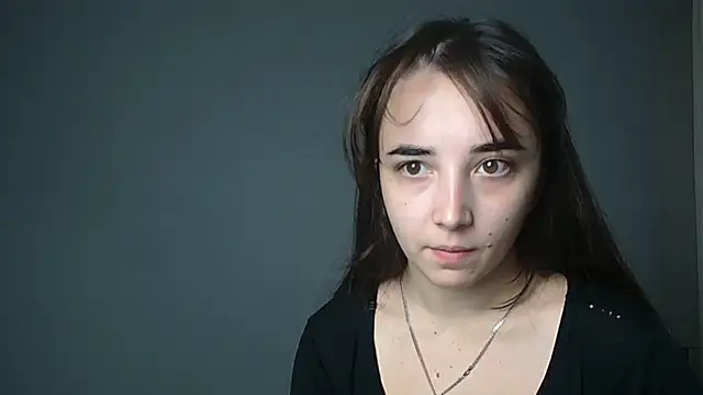 Eva Gloryy online show from 10-29-25, 11:31