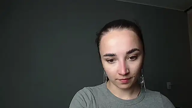 Eva Gloryy online show from 05-11-26, 07:00