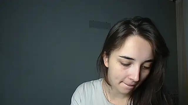 Eva Gloryy online show from 11-10-25, 01:38