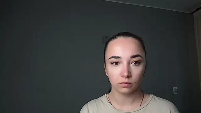Eva Gloryy online show from 05-14-26, 06:32