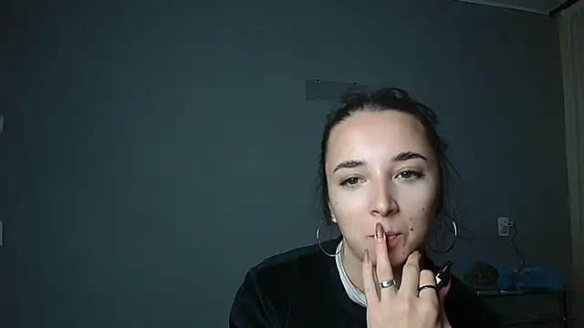 Eva Gloryy online show from 09-18-25, 03:15