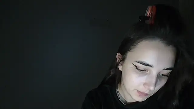 Eva Gloryy online show from 11-05-25, 02:53