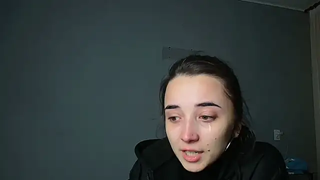 Eva Gloryy online show from 11-23-25, 05:56