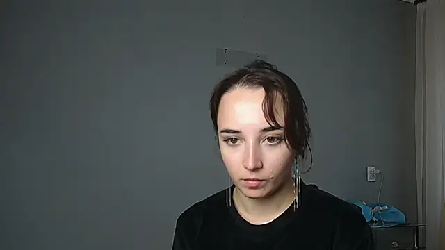 Eva Gloryy online show from 10-20-25, 12:17