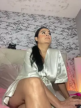 Lili  taylor online show from 01-10-26, 01:56