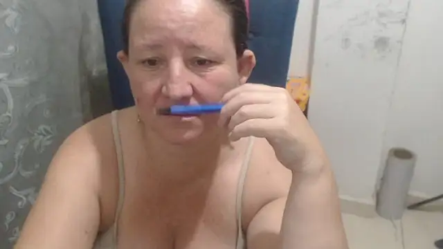 Snapshot of Yohis_Kiut25 chatting on 07-07-26, 06:47 Yohis Kiut25 online show from 07-07-26, 06:47