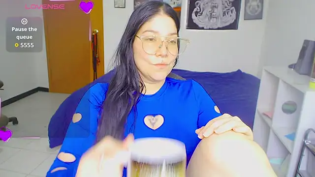 sharonnleon online show from 03-09-26, 09:29