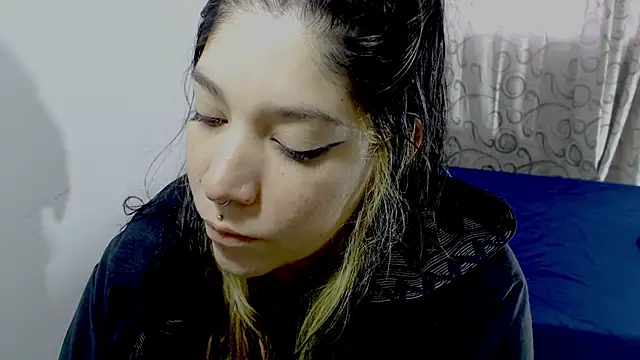 sharonnleon online show from 10-07-25, 08:54