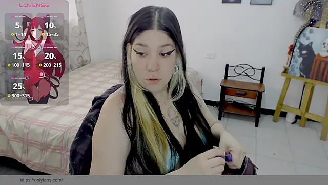 sharonnleon online show from 11-18-25, 07:06