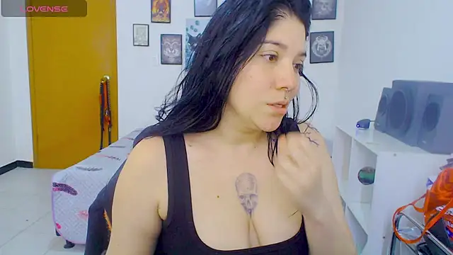 sharonnleon online show from 03-06-26, 08:04