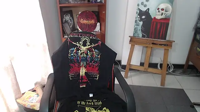 sharonnleon online show from 02-24-25, 07:19