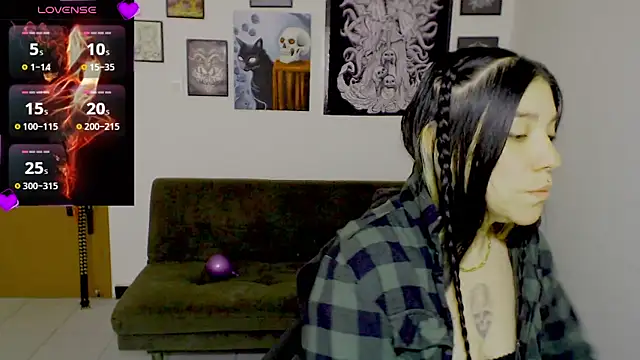 Snapshot of sharonnleon chatting on 02-05-26, 08:59 sharonnleon online show from 02-05-26, 08:59