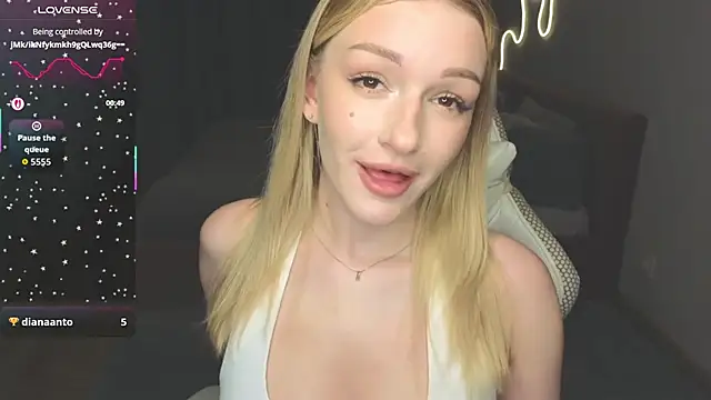 Snapshot of MargaretSweet1 chatting on 05-20-26, 11:57 MargaretSweet1 online show from 05-20-26, 11:57