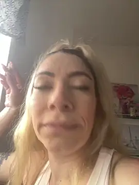 viktoria davis  online show from 04-01-26, 09:34