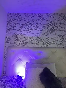 Snapshot of viktoria_davis_ chatting on 02-22-25, 03:01 viktoria davis online show from 02-22-25, 03:01