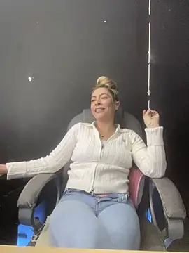 viktoria davis  online show from 02-08-26, 10:18