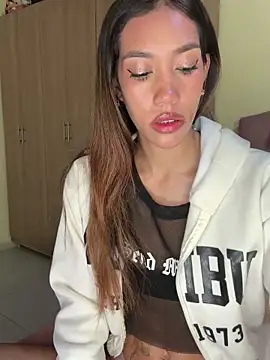 zoe storm online show from 03-07-26, 12:06